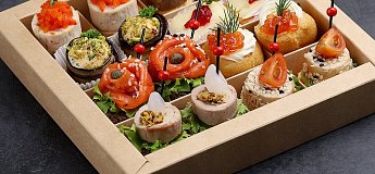 Фуршетные наборы со скидкой 10%. Вкусно. Удобно. Бюджетно.